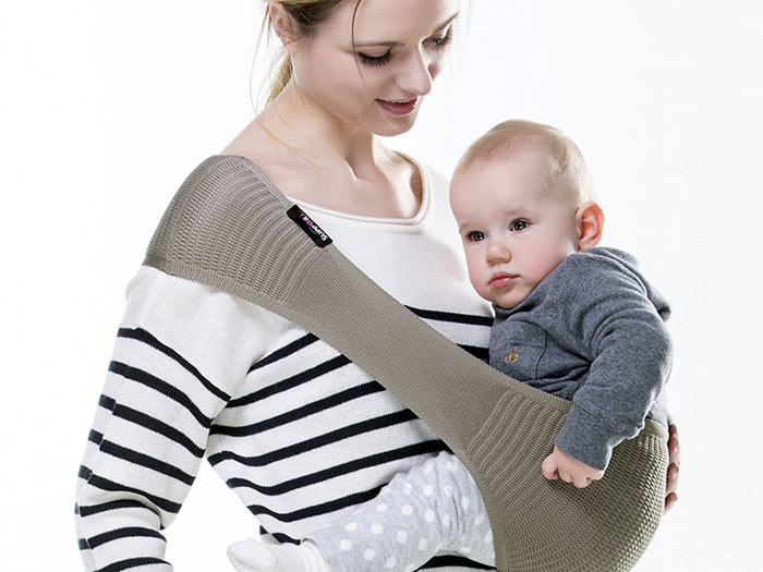 آغوشی نوزاد یک طرفه