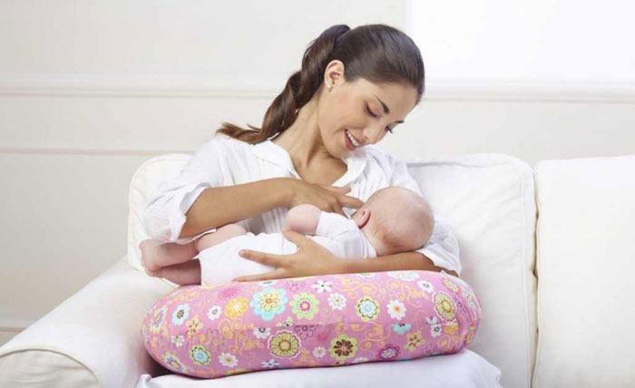 معایب بالش شیردهی کودک