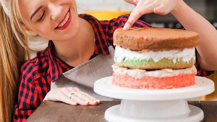 خرید اینترنتی صفحه گردان کیک و شیرینی