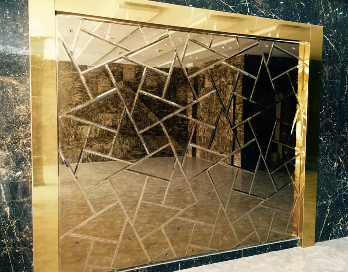 آینه دکوراتیو مسی