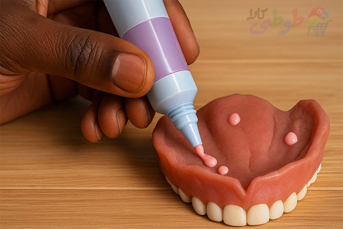 چسب دندان مصنوعی