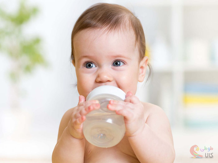 خوردن مایعات در کودکان