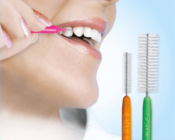 مسواک بین دندانی