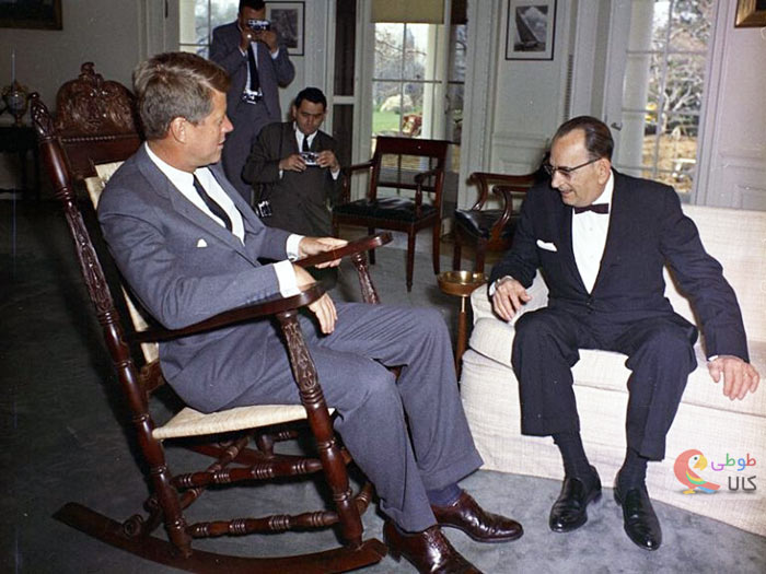 صندلی جان اف کندی