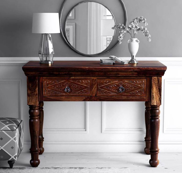 وسایل روی آینه و کنسول