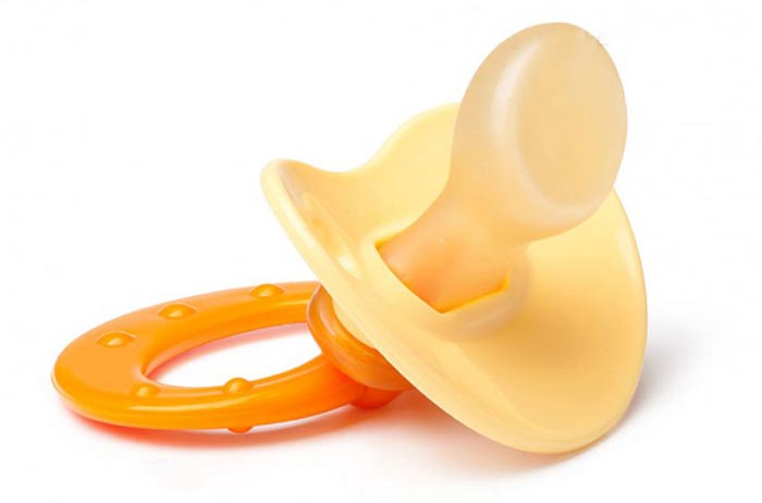 پستانک ارتودنسی چیست