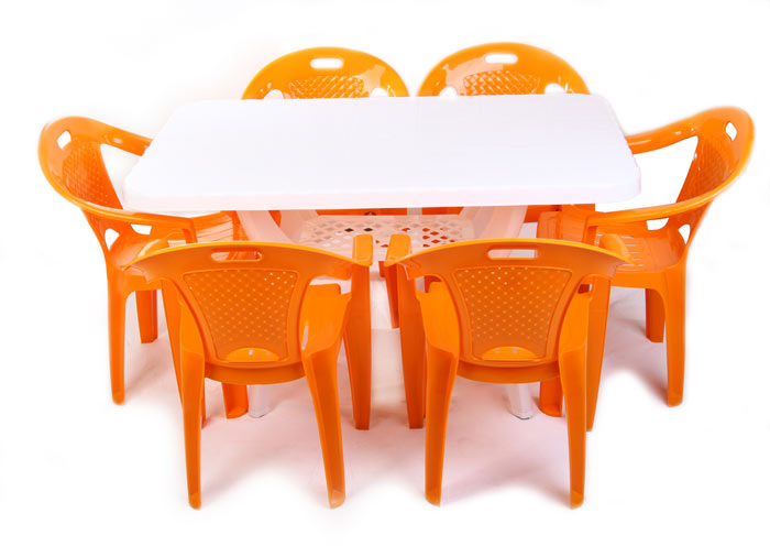 میز و صندلی ناهار خوری پلاستیکی