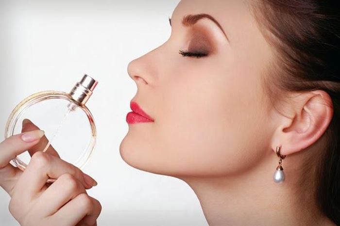 رایحه خوش عطر زنانه