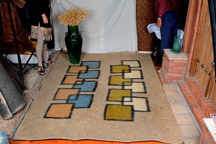 عکس فرش نمدی زیبا