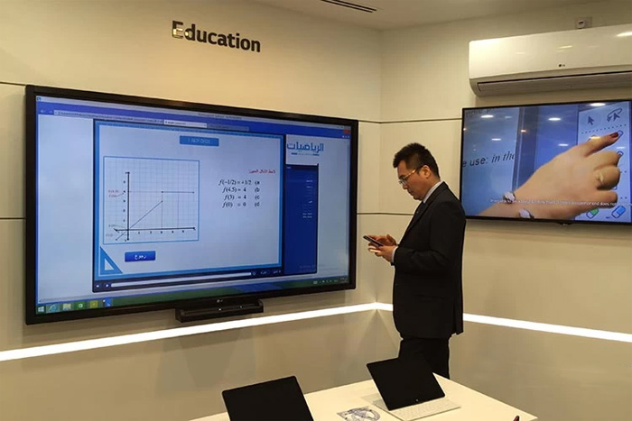 برد هوشمند مدارس