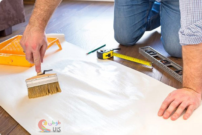 نحوه چسباندن چسب کاغذ دیواری