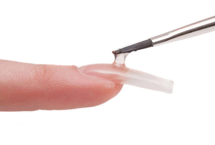 چسب ناخن مصنوعی