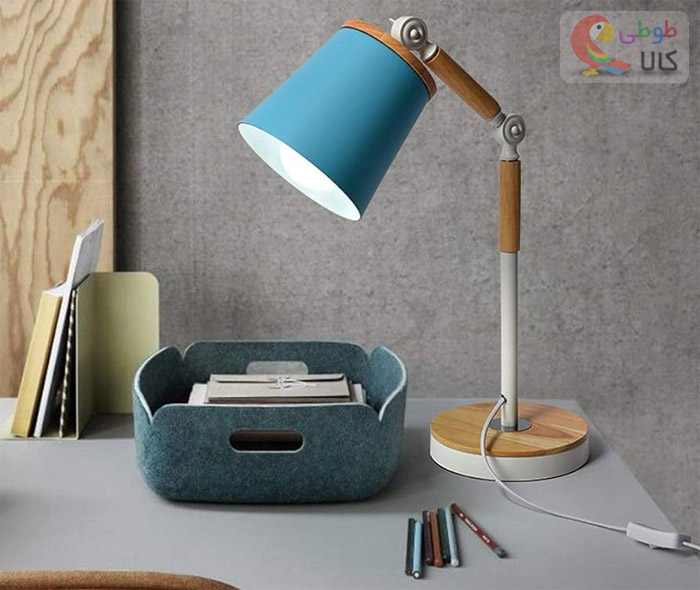 عکس چراغ مطالعه