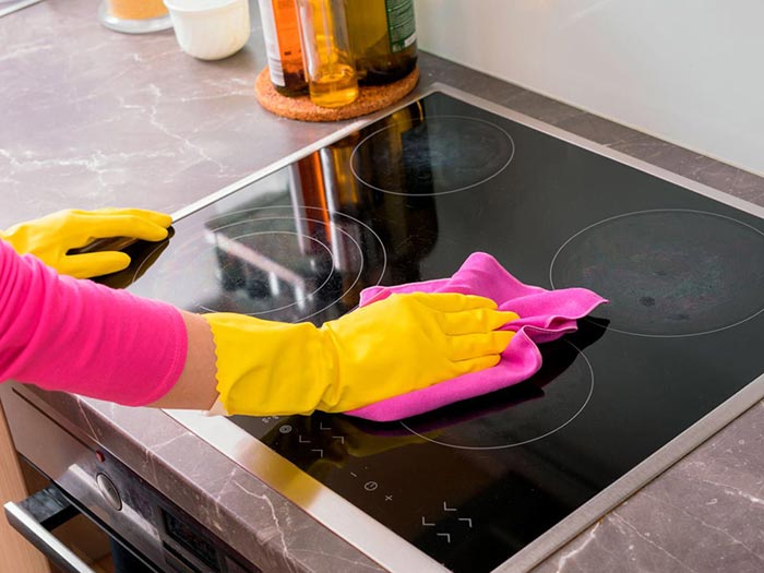 نحوه پاک کردن اجاق گاز صفحه ای