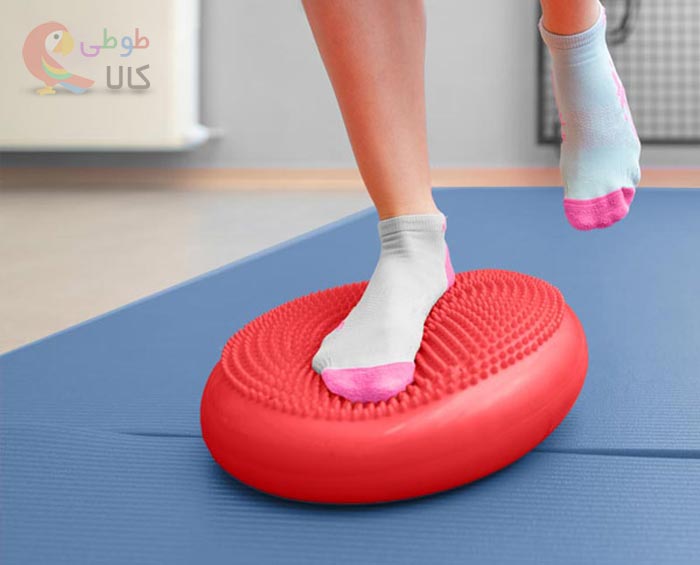 عکس کوشن بال یا توپ تعادلی نیمه