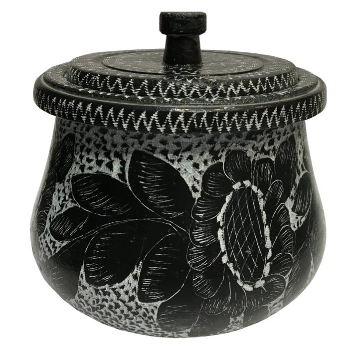 دیزی سنگی تراش خورده