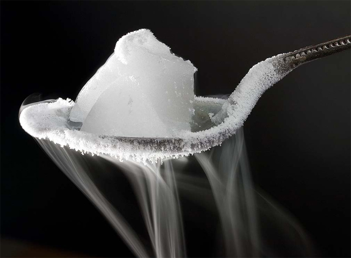 یخ خشک چیست