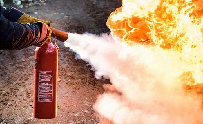 نحوه خاموش کردن آتش