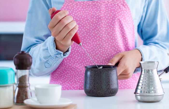 کف سازی شیر یا قهوه