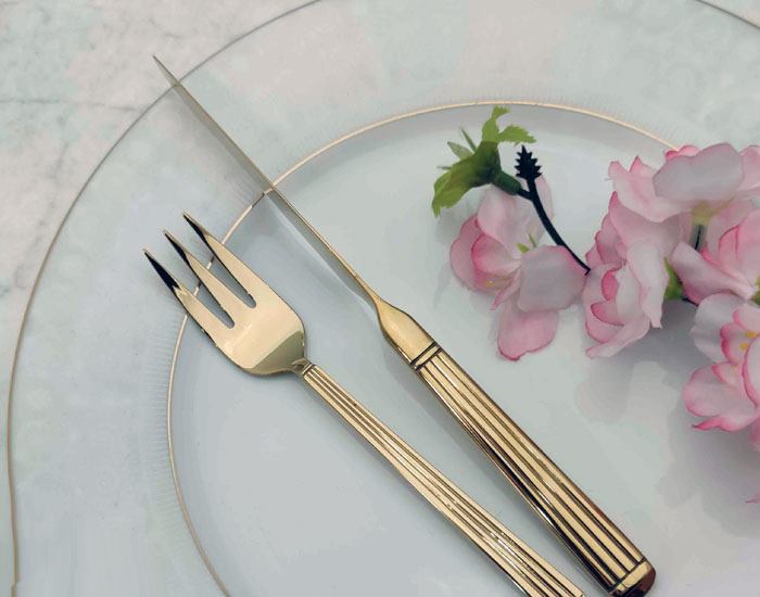 کارد و چنگال میوه خوری