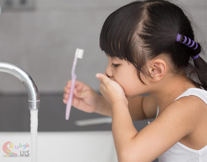 مسواک زدن کودک
