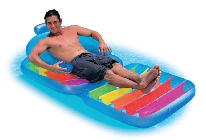 تشک بادی روی آب