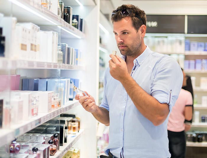 خرید عطر از فروشگاه معتبر