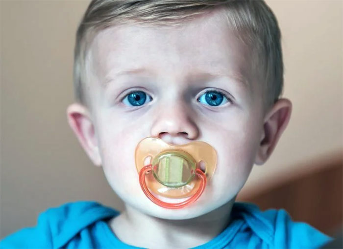 پستانک کودک ارتودنسی