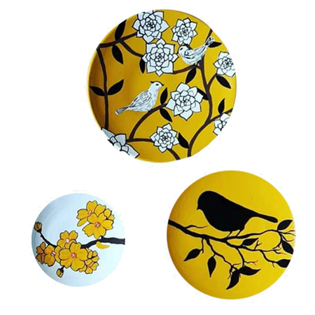 بشقاب دیوارکوب سفالی طرح گل بهاری و پرنده مجموعه 3 عددی