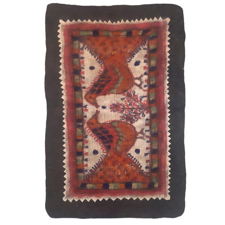 نمد فرش مدل طاووس بافت تبریز جنس پشم بره