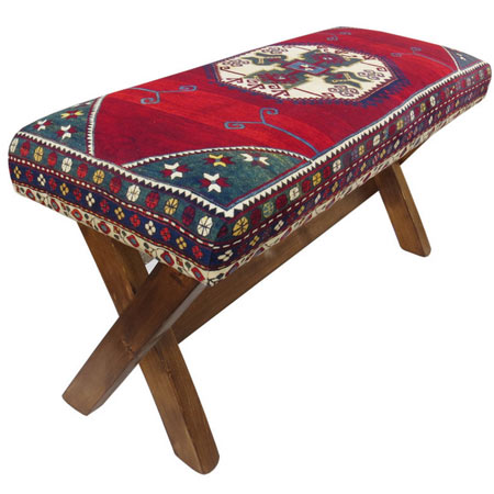 نیمکت دو نفره چوبی مدل سنتی با روکش پارچه ای