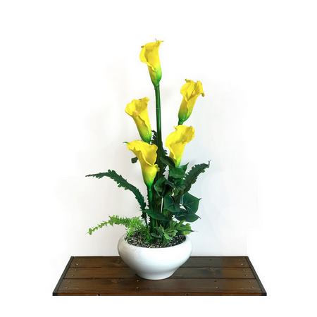 گلدان به همراه گل مصنوعی مدل شیپوری