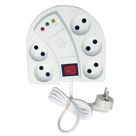 محافظ ولتاژ برق تک نور با 5 پریز و طول سیم 3 متر