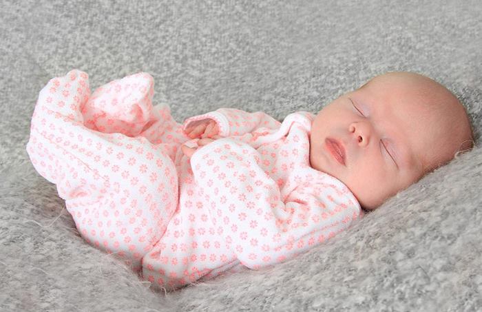 سرهمی نوزاد