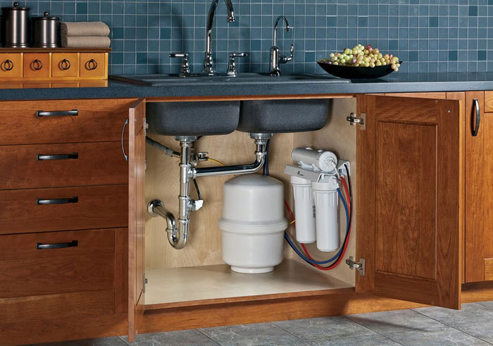 دستگاه تصفیه آب زیر سینکی