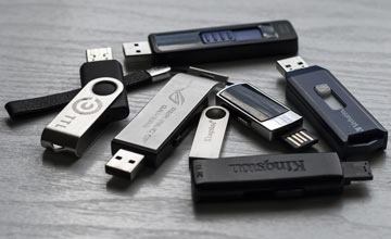 راهنمای خرید فلش مموری + بررسی مهمترین ویژگی های فلش خوب