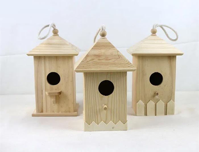 لانه پرنده چوبی