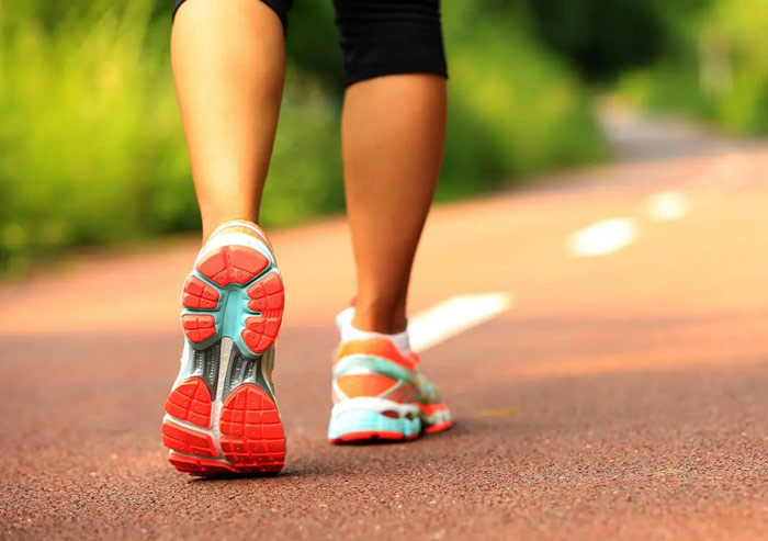 ضربه گیری کفش پیاده روی